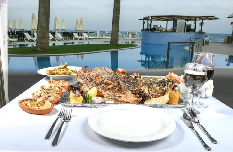 Mimoza Beachfront Hotel & Restaurant Famagusta (Northern Cyprus) Bagian luar foto