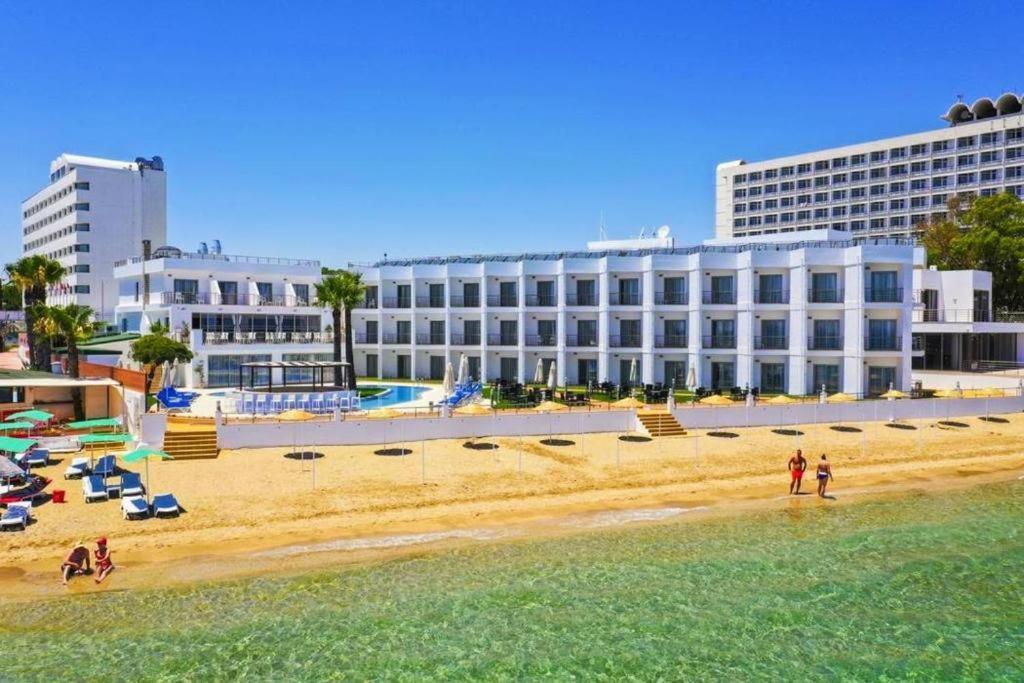 Mimoza Beachfront Hotel & Restaurant Famagusta (Northern Cyprus) Bagian luar foto