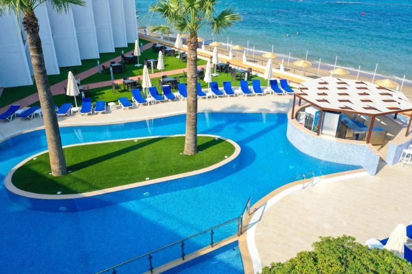 Mimoza Beachfront Hotel & Restaurant Famagusta (Northern Cyprus) Bagian luar foto