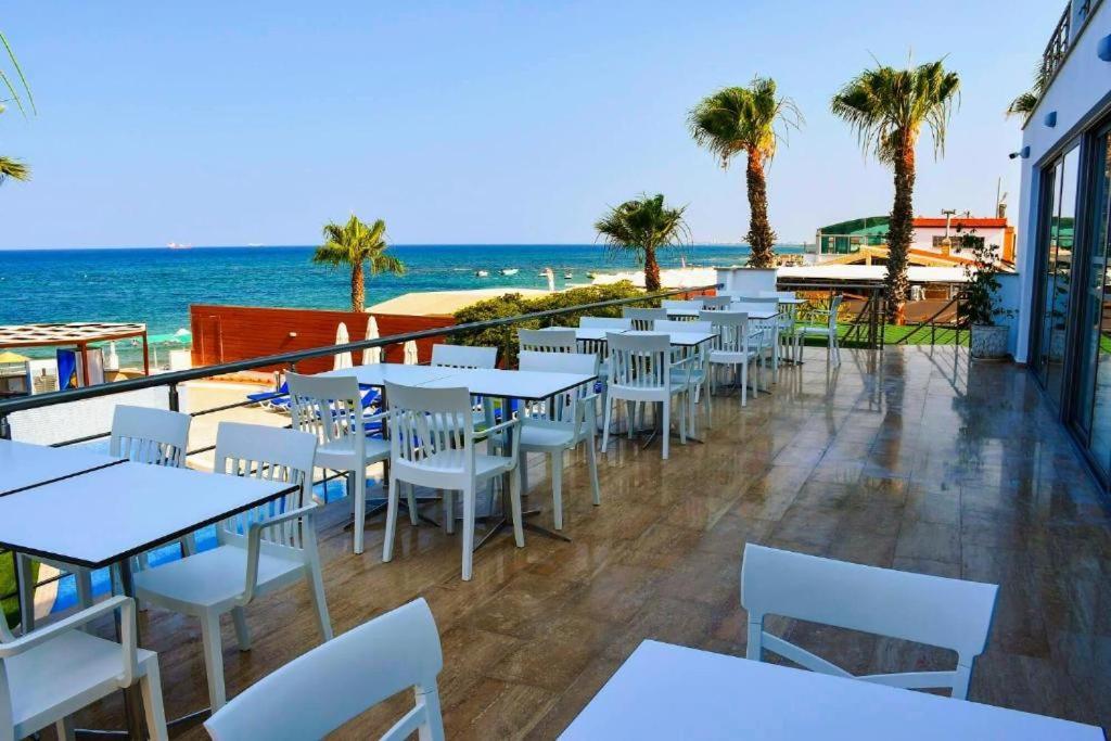 Mimoza Beachfront Hotel & Restaurant Famagusta (Northern Cyprus) Bagian luar foto